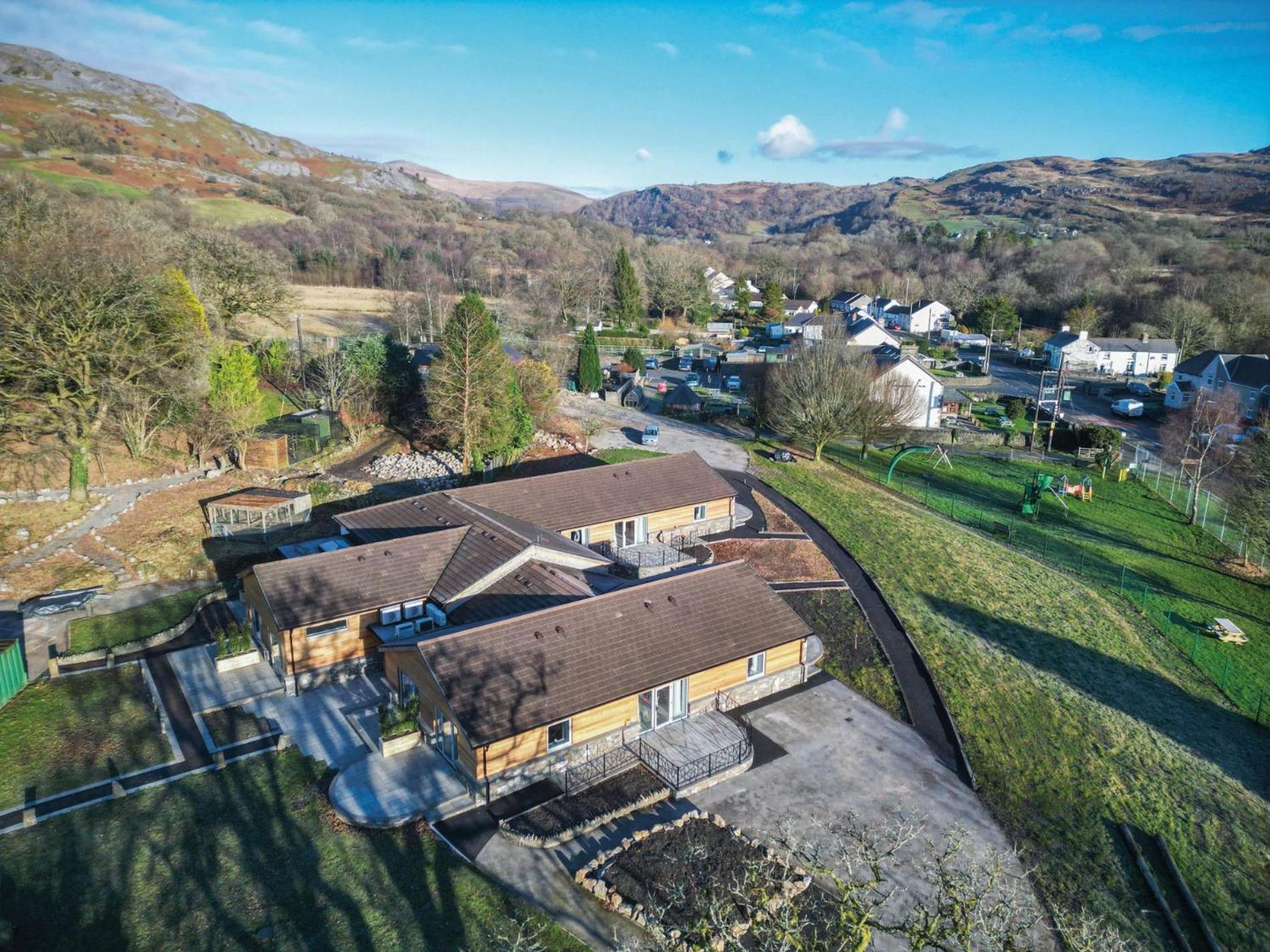 Suite 5 - Sleeping Giant Hotel - Pen Y Cae Inn Brecon Exterior foto